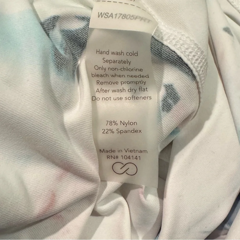 Calia by Carrie Underwood Long Sleeve Rash Guard in Floral Geo L NWOT - Picture 7 of 7